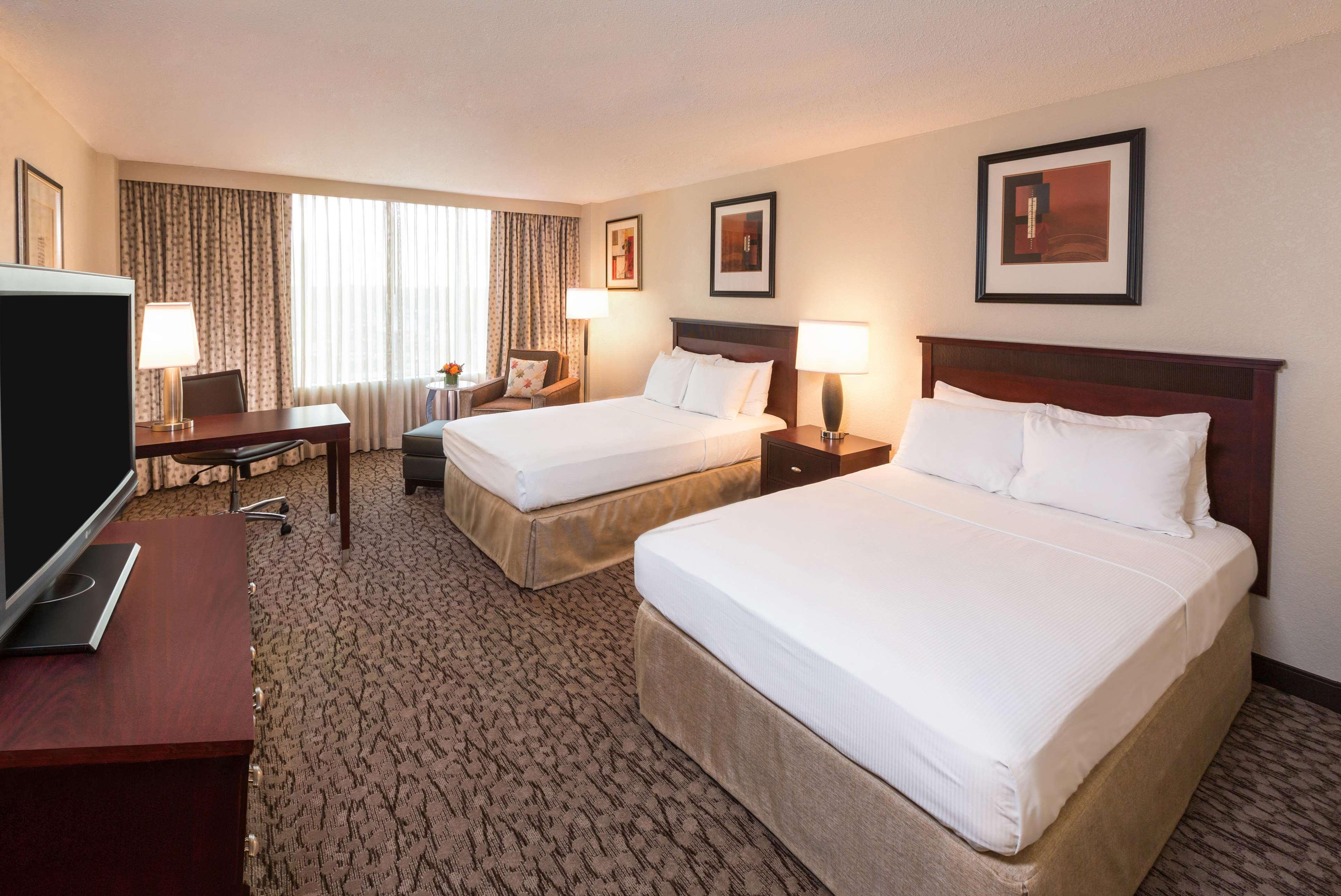 Doubletree By Hilton Lafayette Exterior foto