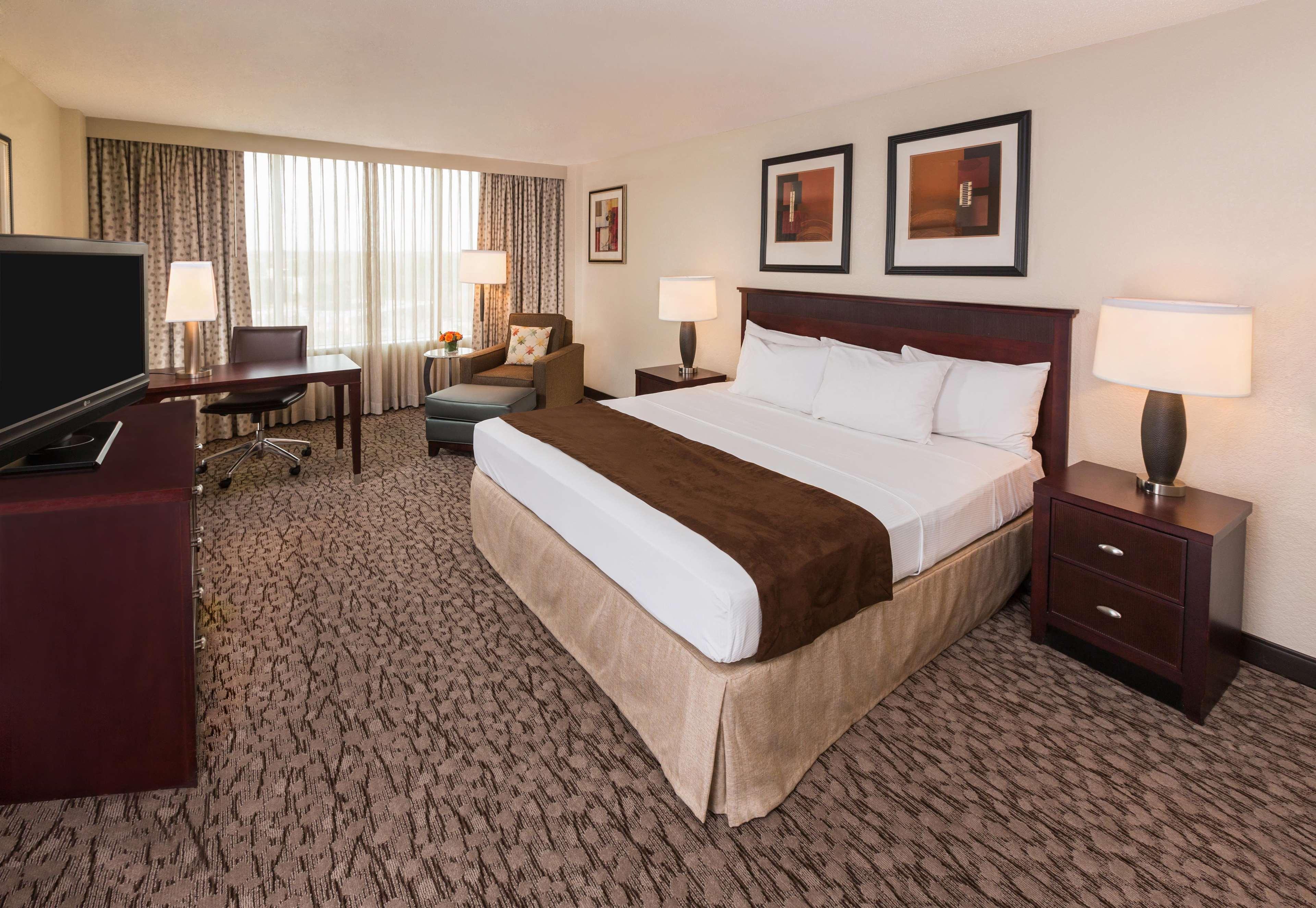 Doubletree By Hilton Lafayette Exterior foto