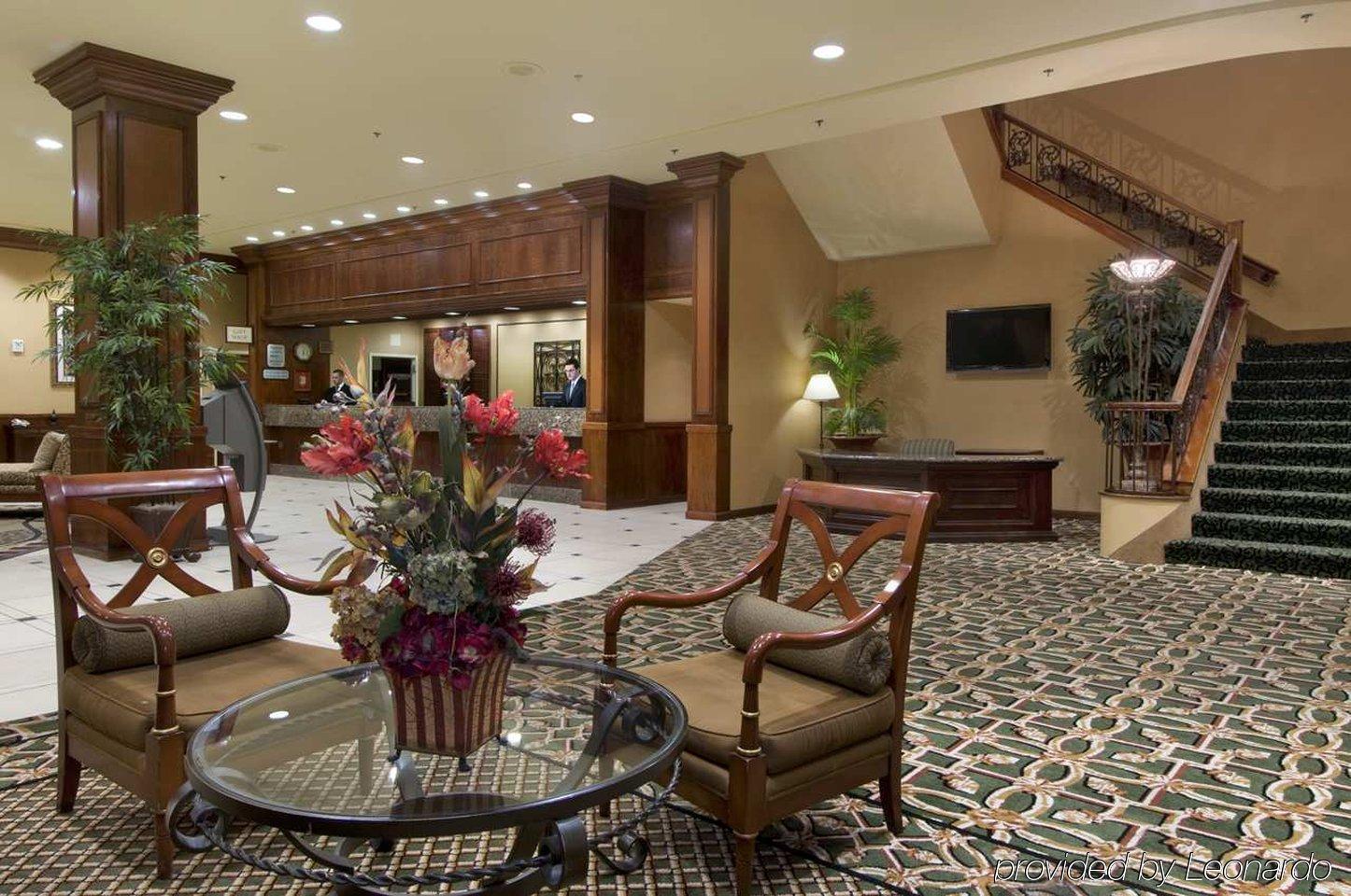 Doubletree By Hilton Lafayette Interior foto